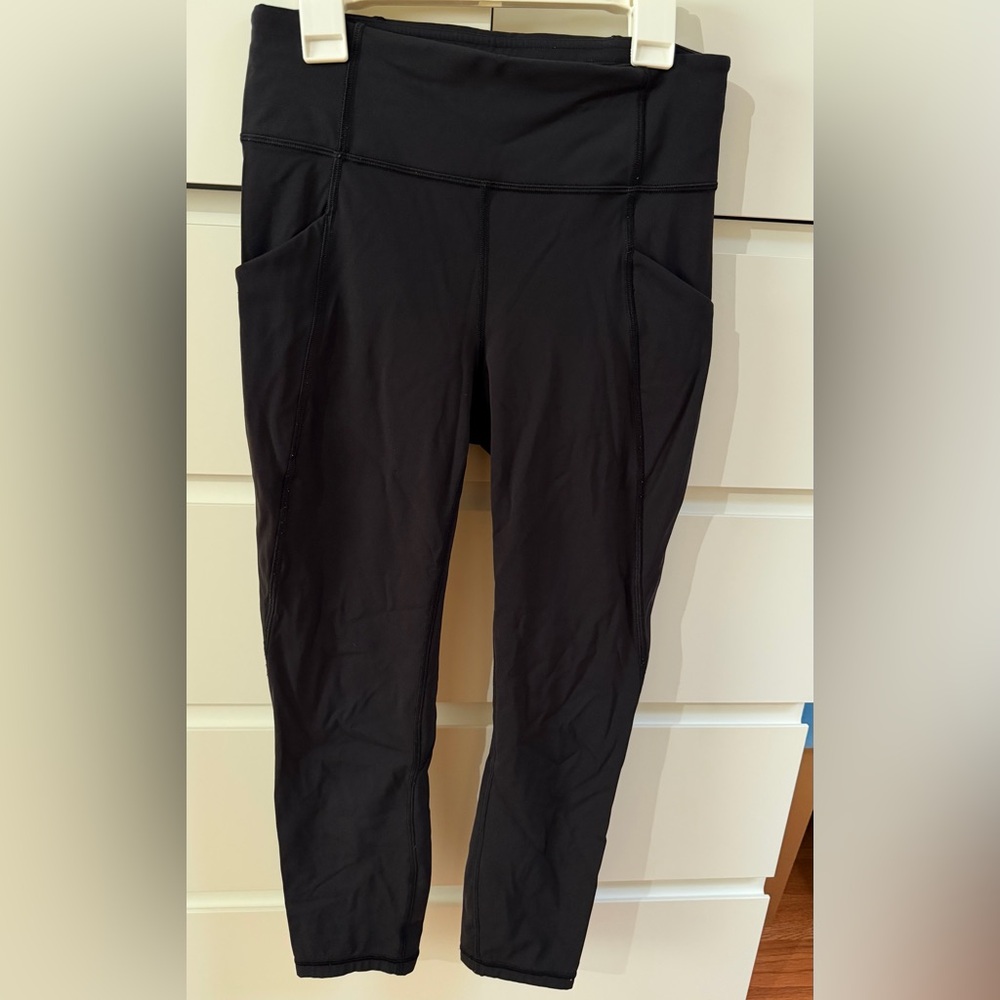 lululemon athletica Black High-Rise Cropped Leggings with Side Pockets